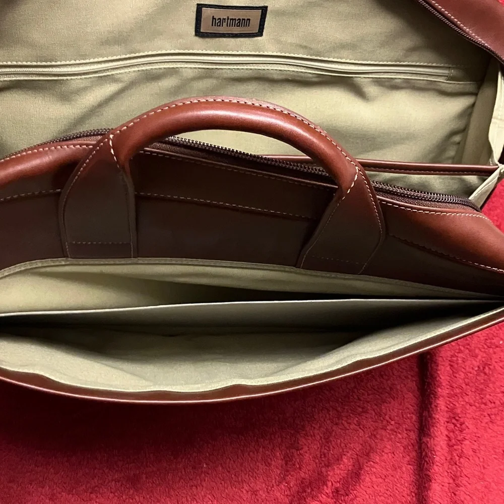 Alliance Collection Leather Briefcase/Attache w Shoulder Strap, Light Brown